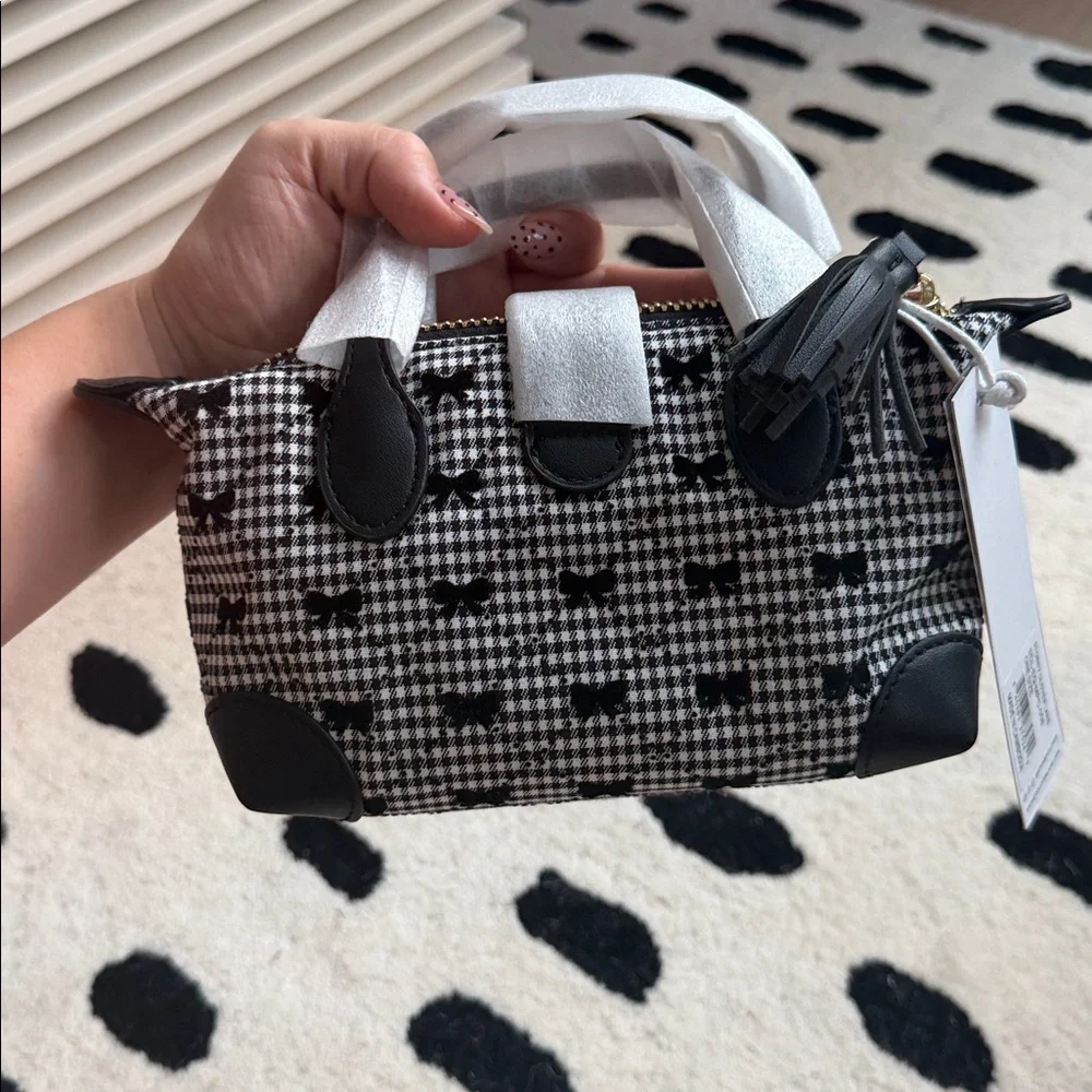 NWT Stoney Clover Lane Pouchette Black &‎ White Bow Houndstooth Crossbody Bag